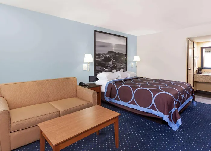 Super 8 By Wyndham El Cajon San Diego