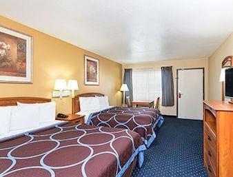 Hotel Super 8 By Wyndham San Diego El Cajón