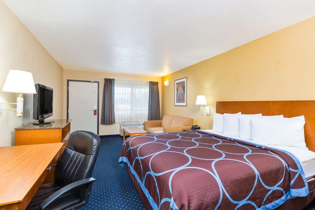 Super 8 By Wyndham San Diego 2*
